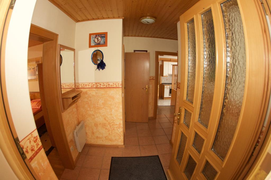 Haus Stoeffler Apartment Reisach Cameră foto